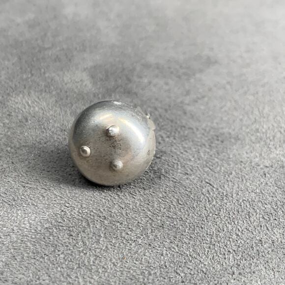 Vintage Sterling 925 Silver Hanging 3D Cooking Pot Charm Artisan Made - Picture 4 of 6